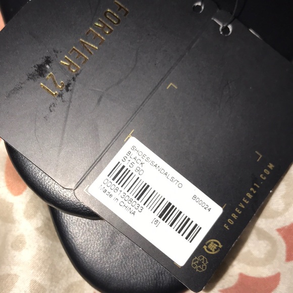 Black sandals - Picture 3 of 3